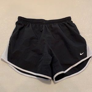 Nike Dry-Fit Black and White Shorts XL